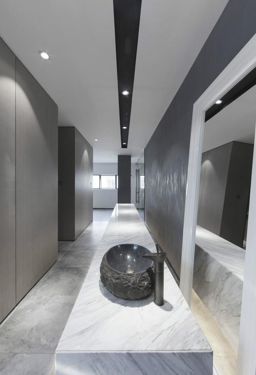 公司经营范围与代表人周博能 专业建筑装修装饰与房屋建筑工程服务